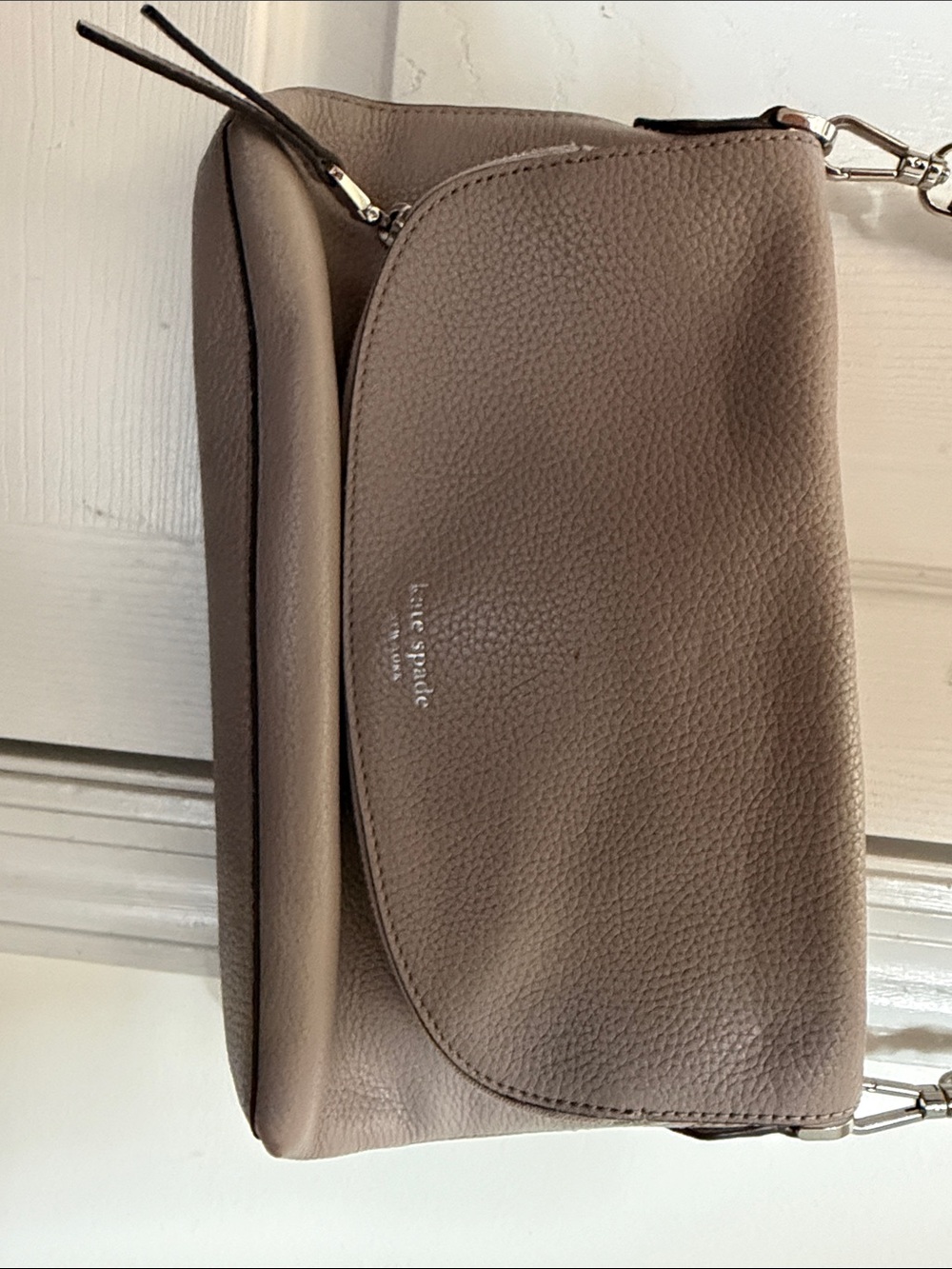 kate spade taupe pebbled leather shoulder bag
